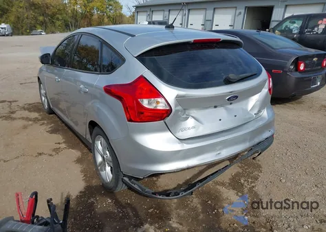 2014 Ford Focus Se из США, поврежденный, VIN 1FADP3K22EL438656